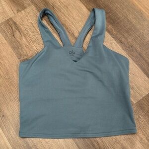 Alo tank with built in bra